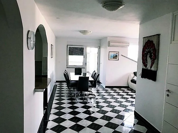 Mundial Apartments Njivice Croatie