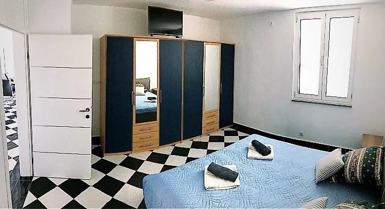 Mundial Apartments Njivice