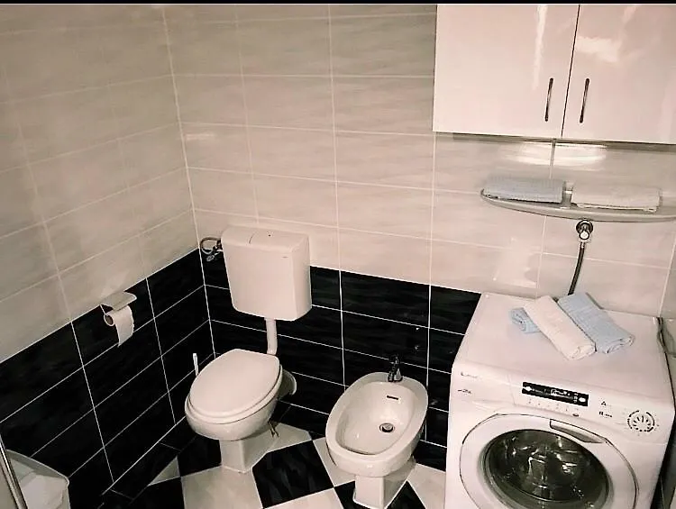 Mundial Apartments Njivice 0*,  Chorvatsko
